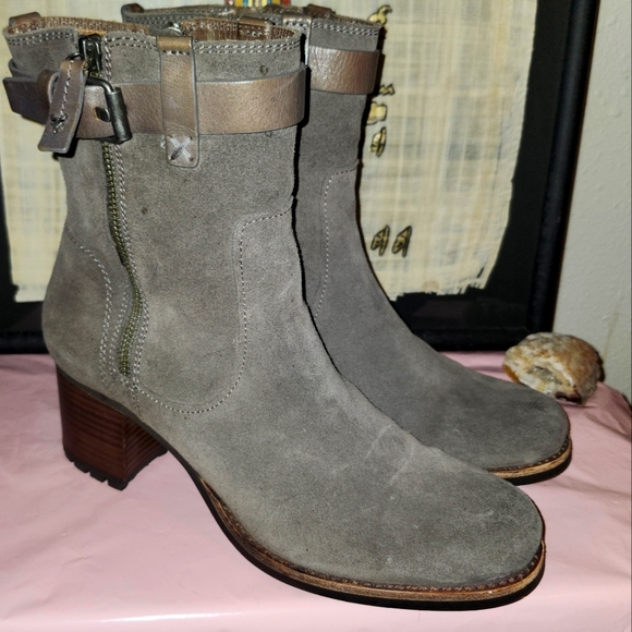 Trask Madison Heeled Boot - Picture 1 of 8